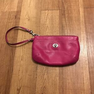 Coach Park Leather Wristlet Poppy Pink Fuchsia
